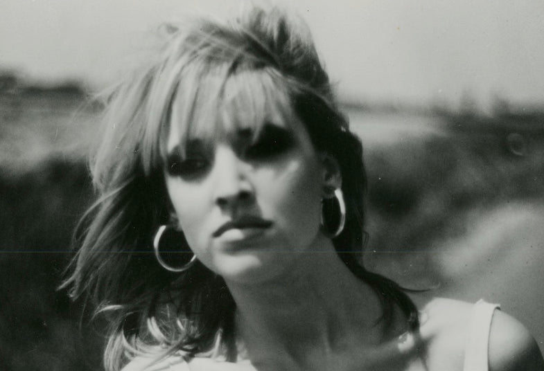 Elisa Waut — I say this straight