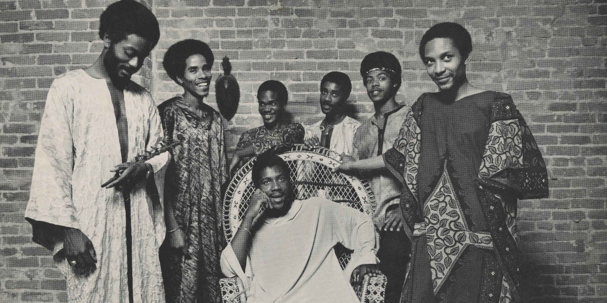 header-1_d656d06b-c4e6-4c0c-